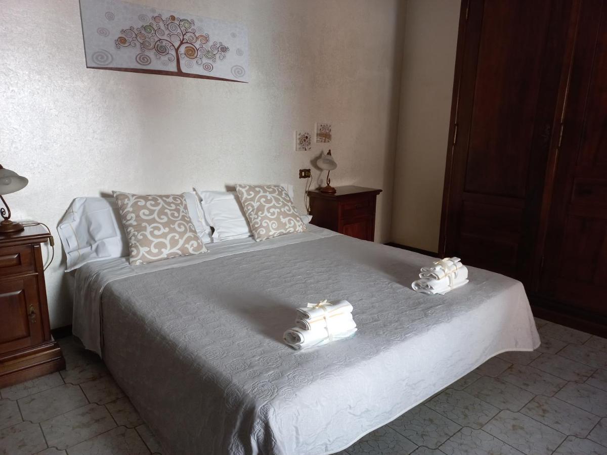Casa Guerrino Bed & Breakfast LʼAquila Exterior foto